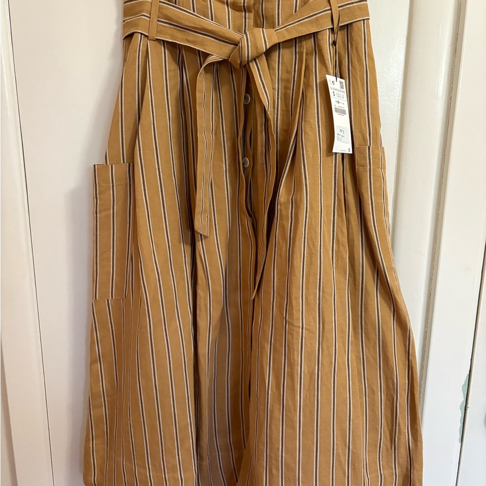 Zara Tan and White Striped skirt